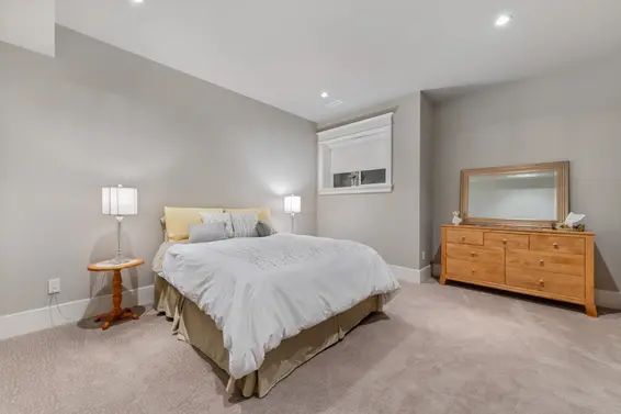 1029 Belmont Avenue, North Vancouver For Sale - image 26