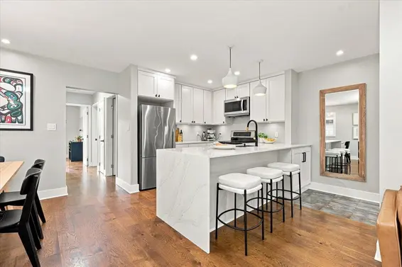 223 West 19th Street, North Vancouver For Sale - image 1