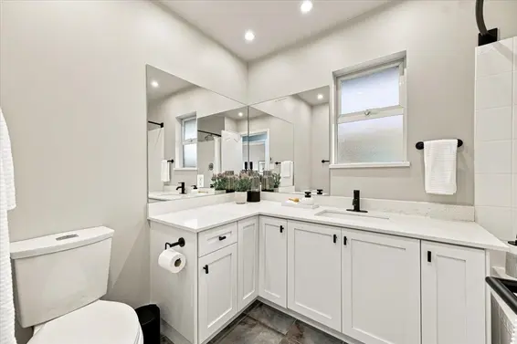 223 West 19th Street, North Vancouver For Sale - image 13