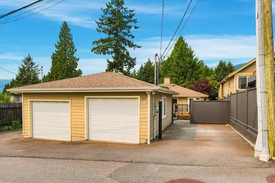 223 West 19th Street, North Vancouver For Sale - image 30