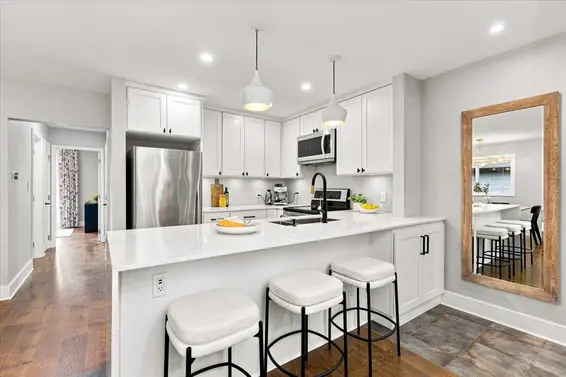 223 West 19th Street, North Vancouver For Sale - image 6