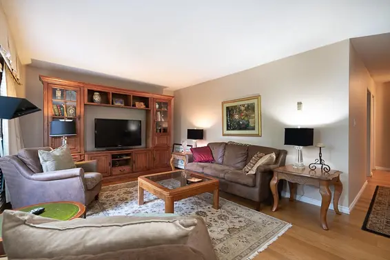 211 175 East 4th Street, North Vancouver For Sale - image 6
