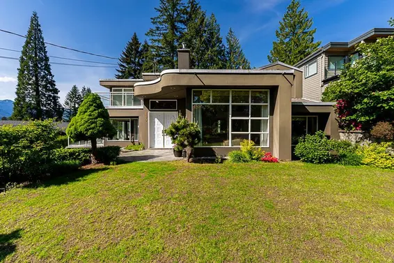 180 West Osborne Road, North Vancouver For Sale - image 3