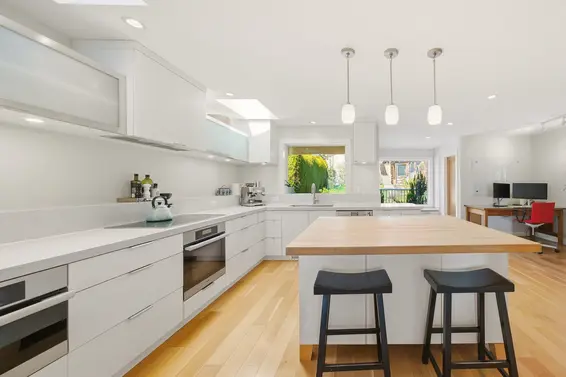 1181 Keith Road, West Vancouver For Sale - image 11