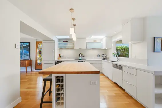 1181 Keith Road, West Vancouver For Sale - image 12