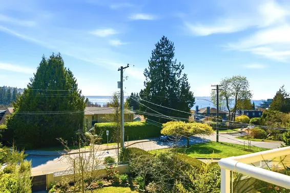 1181 Keith Road, West Vancouver For Sale - image 26