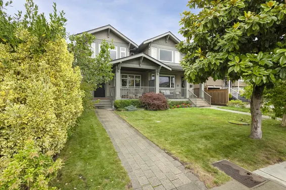 340 East 12th Street, North Vancouver