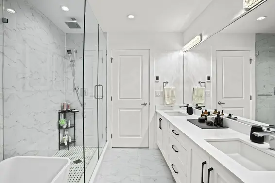 340 East 12th Street, North Vancouver For Sale - image 22