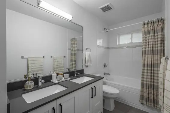 340 East 12th Street, North Vancouver For Sale - image 26