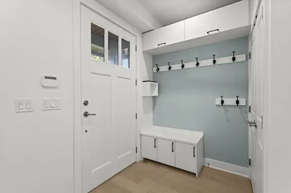 340 East 12th Street, North Vancouver For Sale - image 5