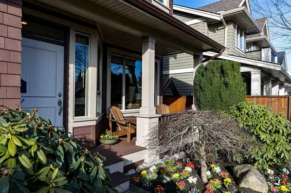 624 East 14Th Street, North Vancouver For Sale - image 1