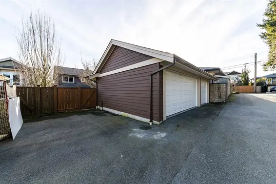 624 East 14Th Street, North Vancouver For Sale - image 32