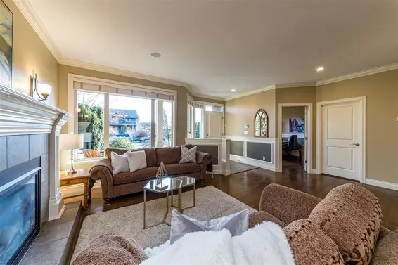 624 East 14Th Street, North Vancouver For Sale - image 4