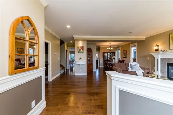 624 East 14Th Street, North Vancouver For Sale - image 5
