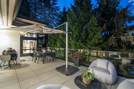 4598 Meadowbank Close, North Vancouver For Sale - image 12