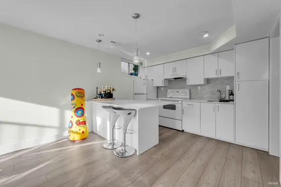 633 Fir Street, North Vancouver For Sale - image 34