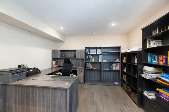 2553 Western Avenue, North Vancouver For Sale - image 28