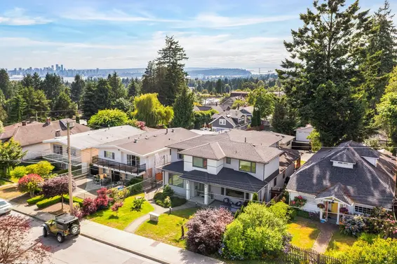 2553 Western Avenue, North Vancouver For Sale - image 39