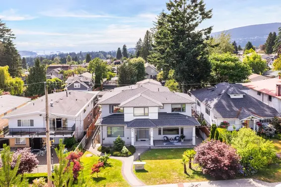 2553 Western Avenue, North Vancouver For Sale - image 40