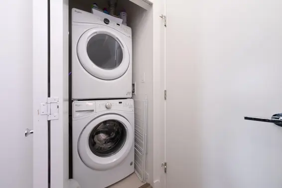 404 1061 Marine Drive, North Vancouver For Sale - image 19