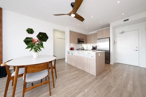 404 1061 Marine Drive, North Vancouver For Sale - image 7