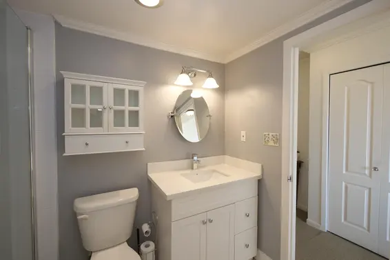 1213 1327 East Keith Road, North Vancouver For Sale - image 11