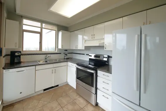 1213 1327 East Keith Road, North Vancouver For Sale - image 6