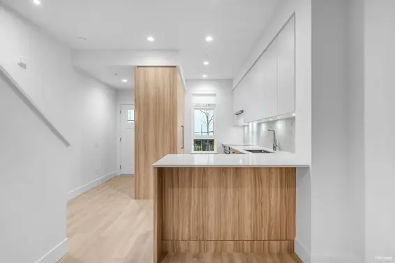 105 2320 Emery Court, North Vancouver For Sale - image 4