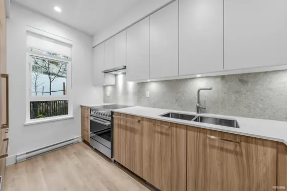 105 2320 Emery Court, North Vancouver For Sale - image 5