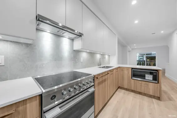 105 2320 Emery Court, North Vancouver For Sale - image 6