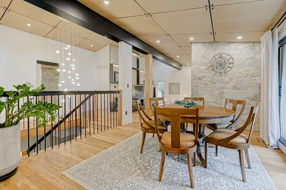 2836 Violet Street, North Vancouver For Sale - image 6