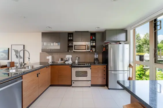 64 728 West 14 Street, North Vancouver For Sale - image 9