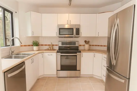 309 175 East 10th Street, North Vancouver For Sale - image 9