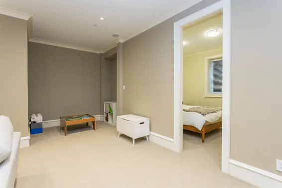 6417 Pitt Street, West Vancouver For Sale - image 32