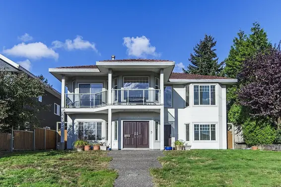 522 East 4th Street, North Vancouver For Sale - image 2