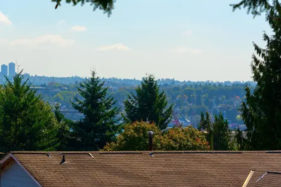 1018 Cloverley Street, North Vancouver For Sale - image 15