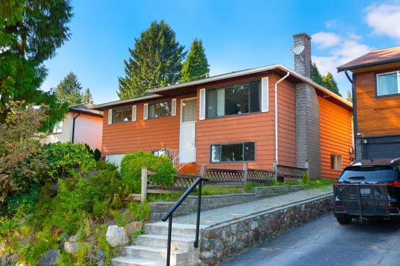 1018 Cloverley Street, North Vancouver For Sale - image 2