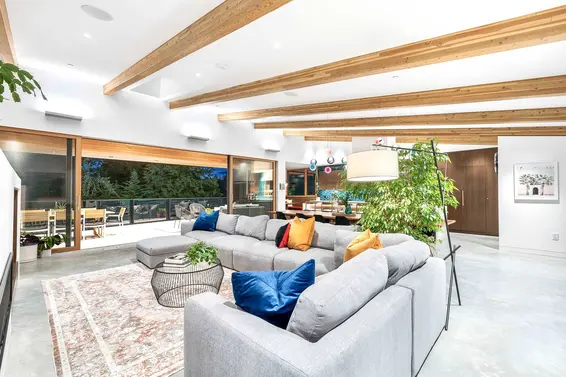 3823 Bayridge Avenue, West Vancouver For Sale - image 6