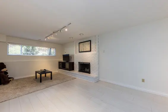 2549 Bendale Road, North Vancouver For Sale - image 17