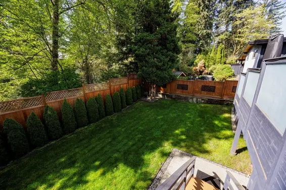 2549 Bendale Road, North Vancouver For Sale - image 30