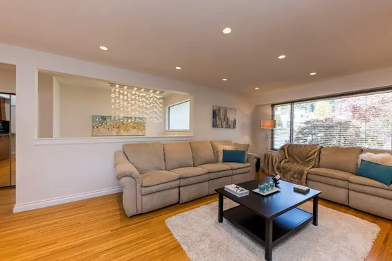 2549 Bendale Road, North Vancouver For Sale - image 6