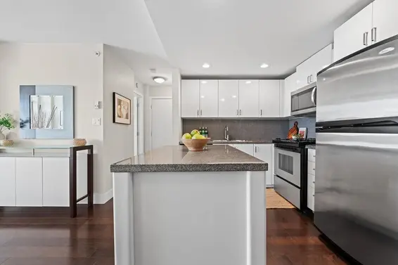 1209 155 West 1st Street, North Vancouver For Sale - image 3