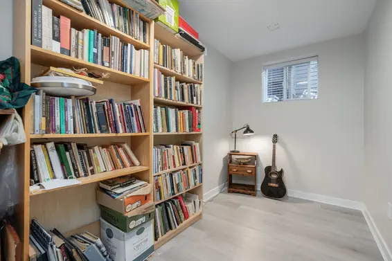 625 Seymour Court, North Vancouver For Sale - image 29