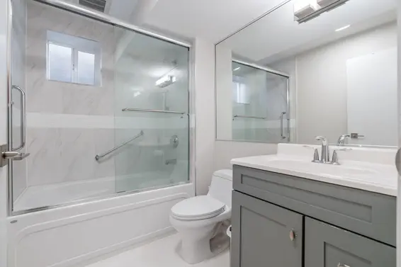 625 Seymour Court, North Vancouver For Sale - image 31