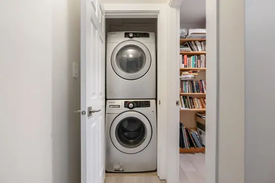 625 Seymour Court, North Vancouver For Sale - image 32