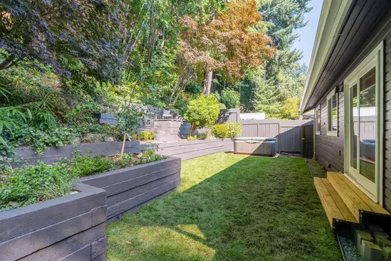 625 Seymour Court, North Vancouver For Sale - image 34