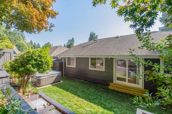 625 Seymour Court, North Vancouver For Sale - image 37