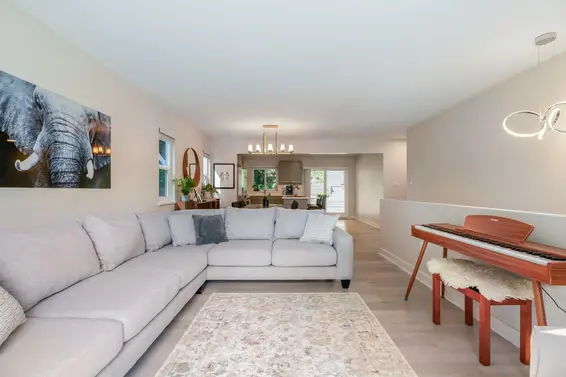 625 Seymour Court, North Vancouver For Sale - image 6