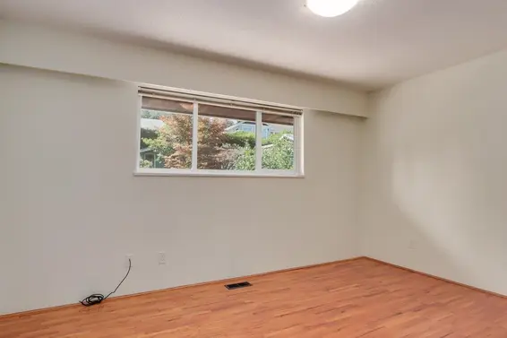 893 Huntingdon Crescent, North Vancouver For Sale - image 12
