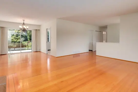 893 Huntingdon Crescent, North Vancouver For Sale - image 5